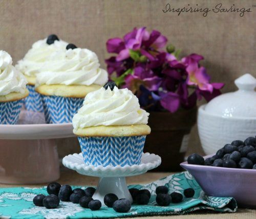 Blueberry Cupcakes finished