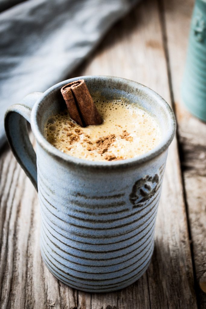 spice latte coffee drink in mug