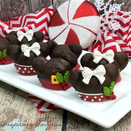 Mickey and minnie christmas cake balls