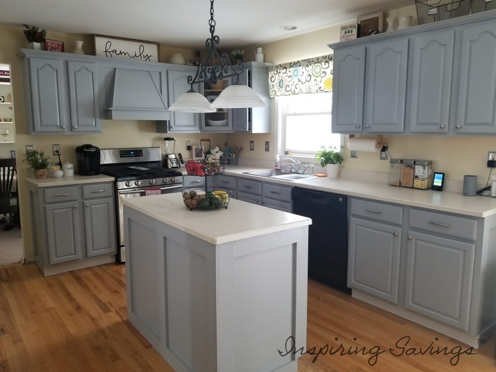 The best way to paint your kitchen cabinets - after painting. Kitchen painted in a fresh coat of paint.