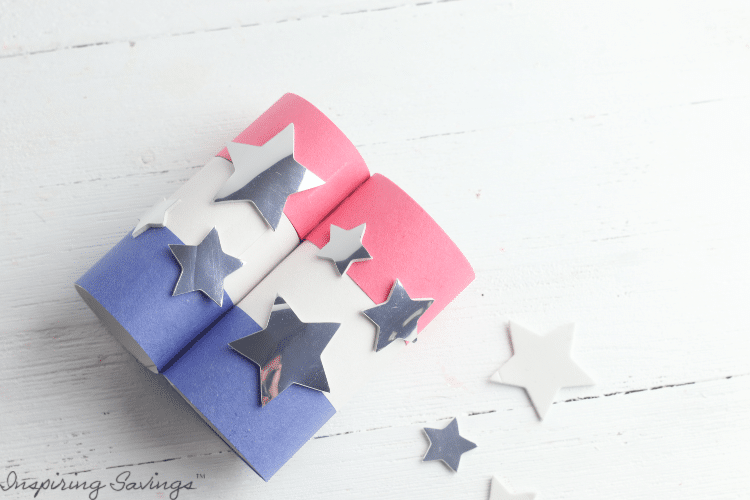 DIY Patriotic Fireworks Binoculars - Made From Toilet Paper Tubes