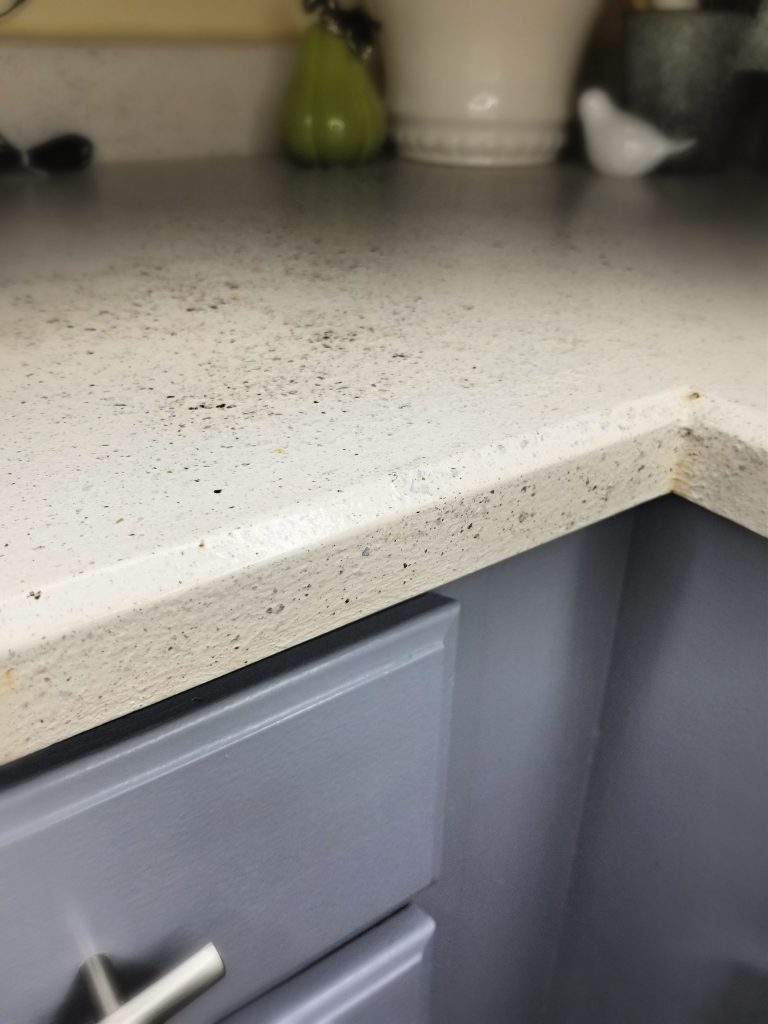 updated Kitchen Countertops using spreadtone finishing kit - counters edge