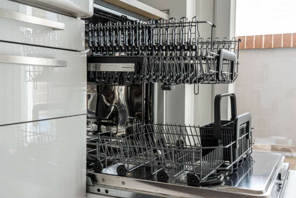 Clean Dishwasher - DIY Guide To Deep Cleaning Your Dishwasher