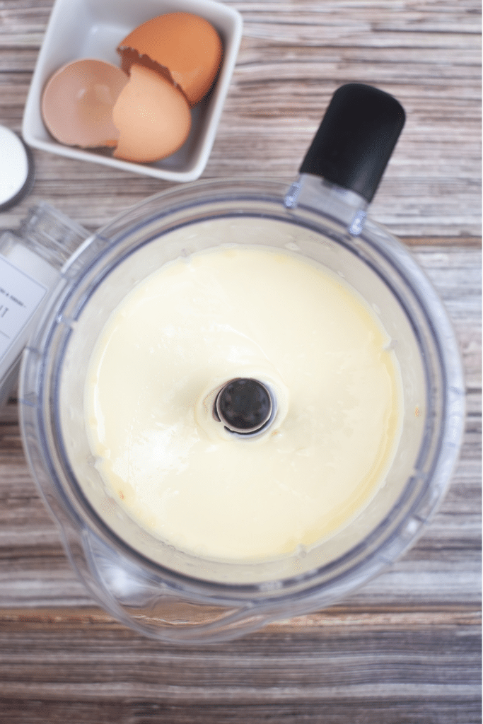 Finished mayonnaise in blender
