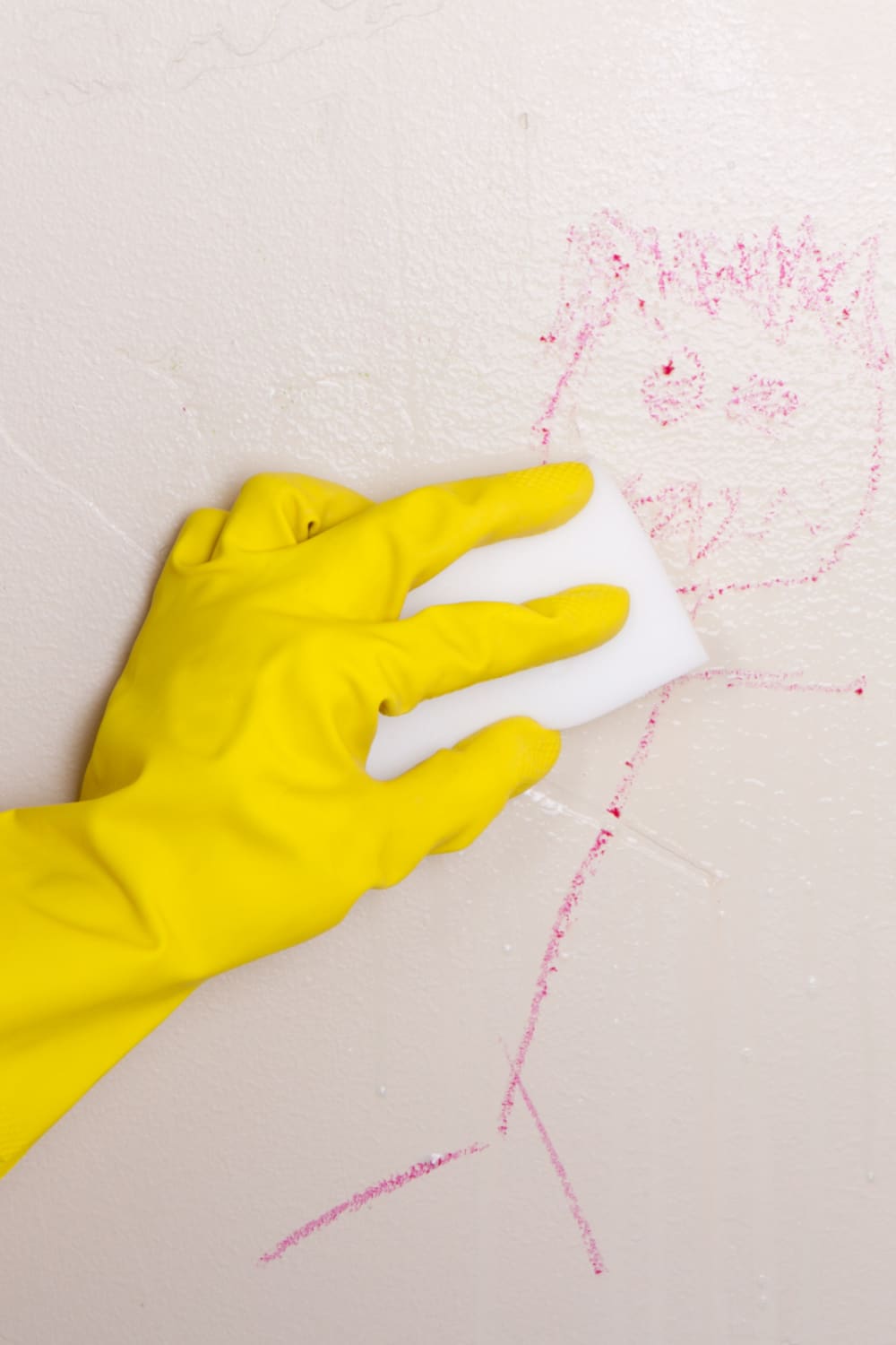 Cleaning with magic eraser