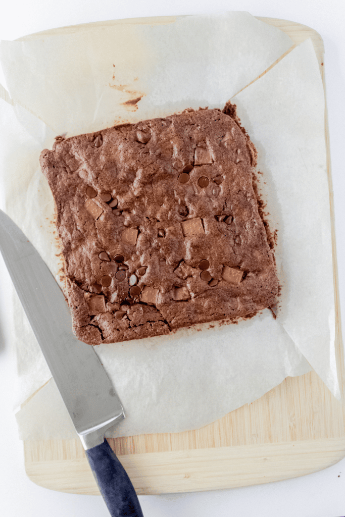 Cutting into double chunk brownies