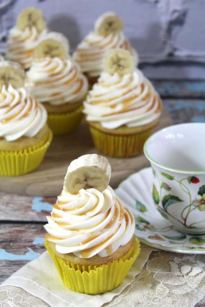 banana cupcakes ingredients need for this recipe