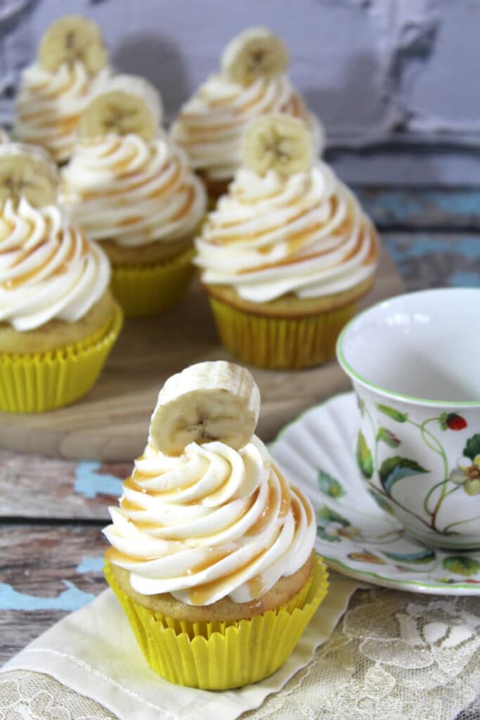 banana cupcakes ingredients