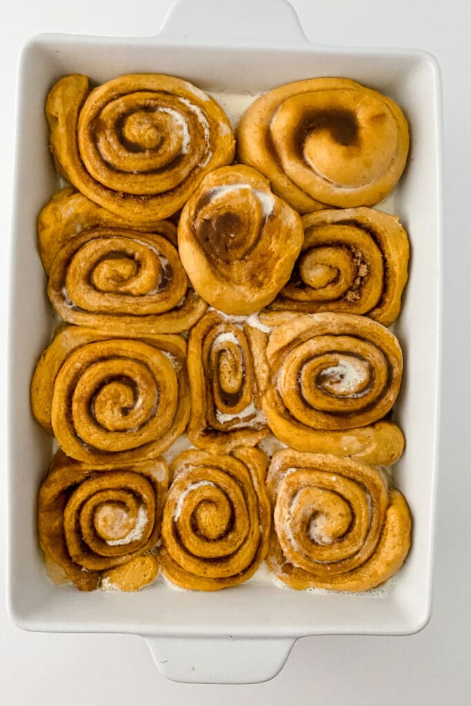 baked cinnamon rolls