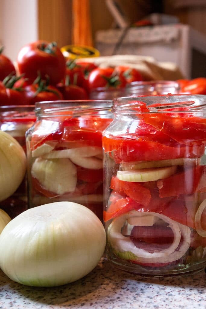 canning food
