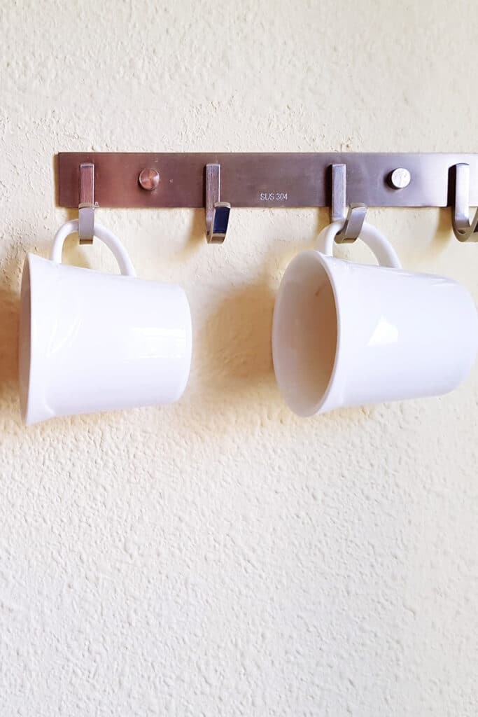 cup holder from coat hanger