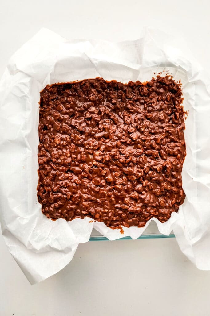 Crunch bar mixture in glass baking dish