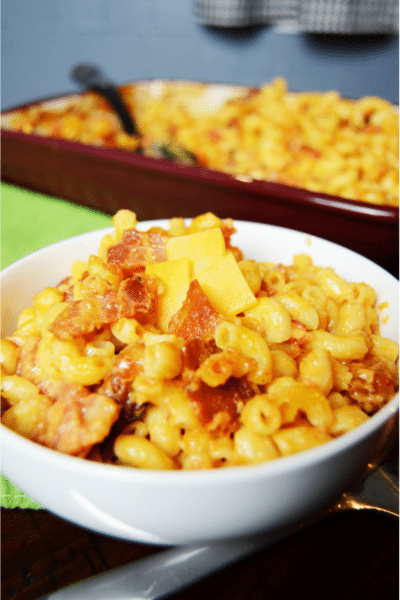 Bacon Mac & Cheese Featured Picture