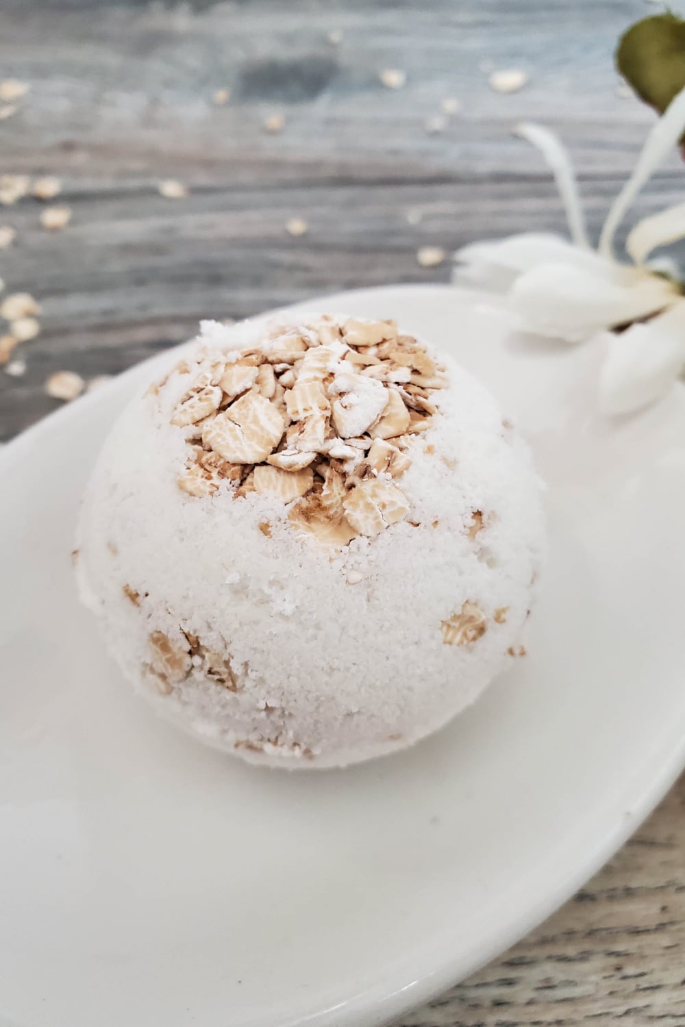 Oatmeal Bath Bomb Featured Image
