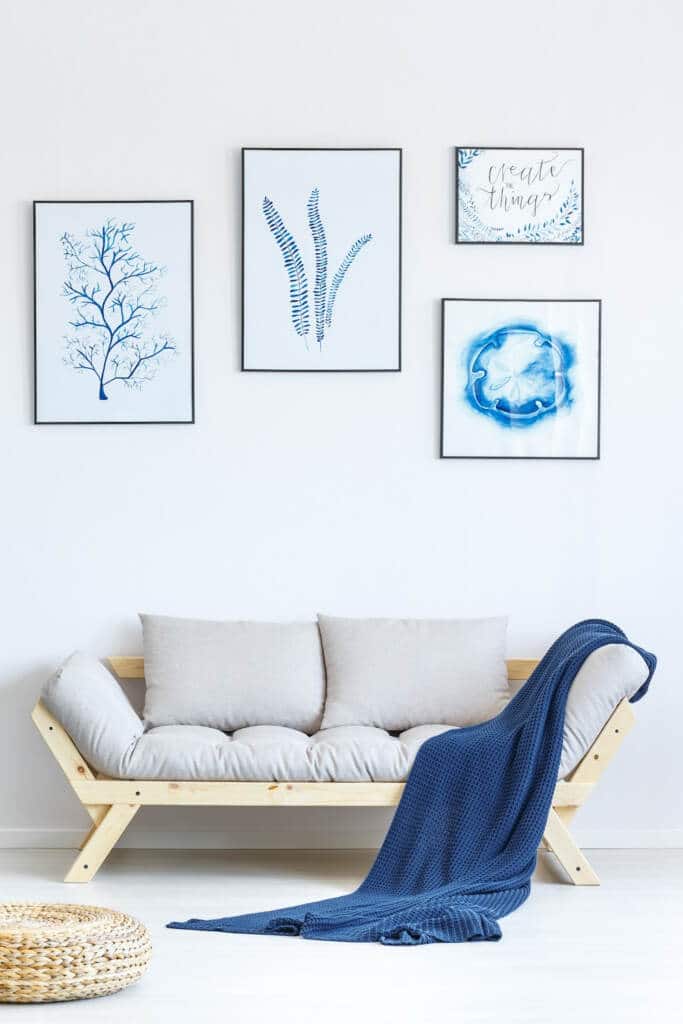 Create a gallery wall for inspiration gives a new home look