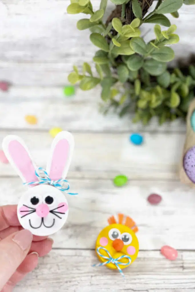 Chick & Bunny Votive Craft from The Mommy Evolution Blog
