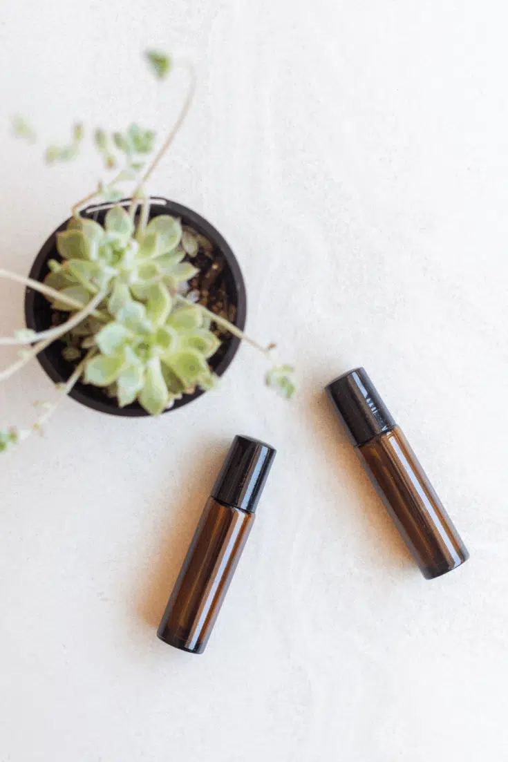 Essential oils relief roller for bug bites