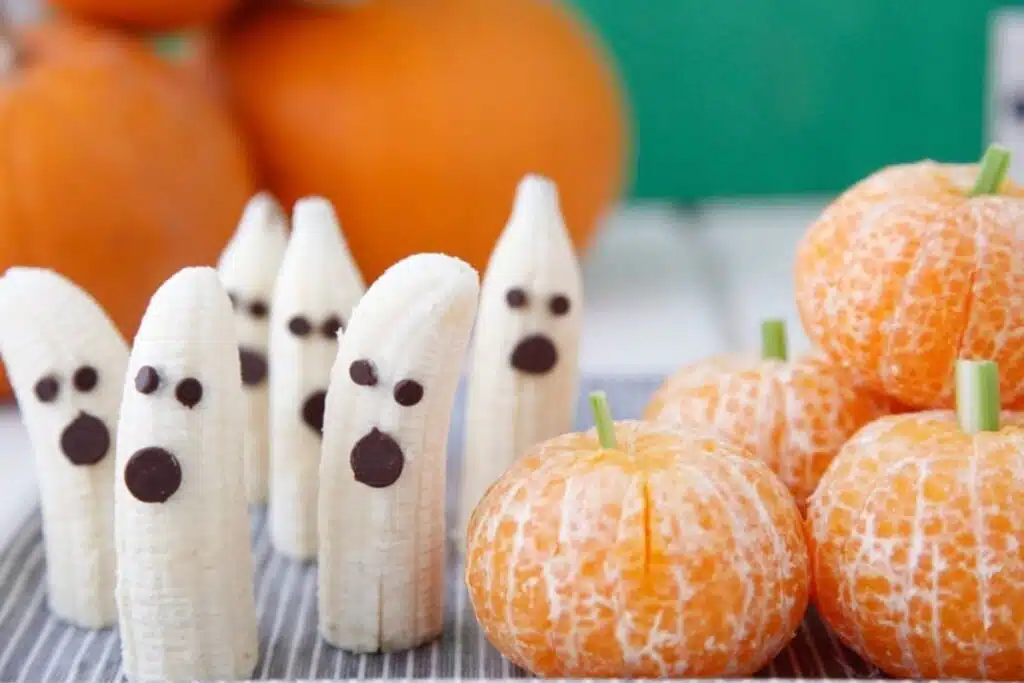 Banana Ghosts and Clementine Pumpkins Photo Credit Diane Says