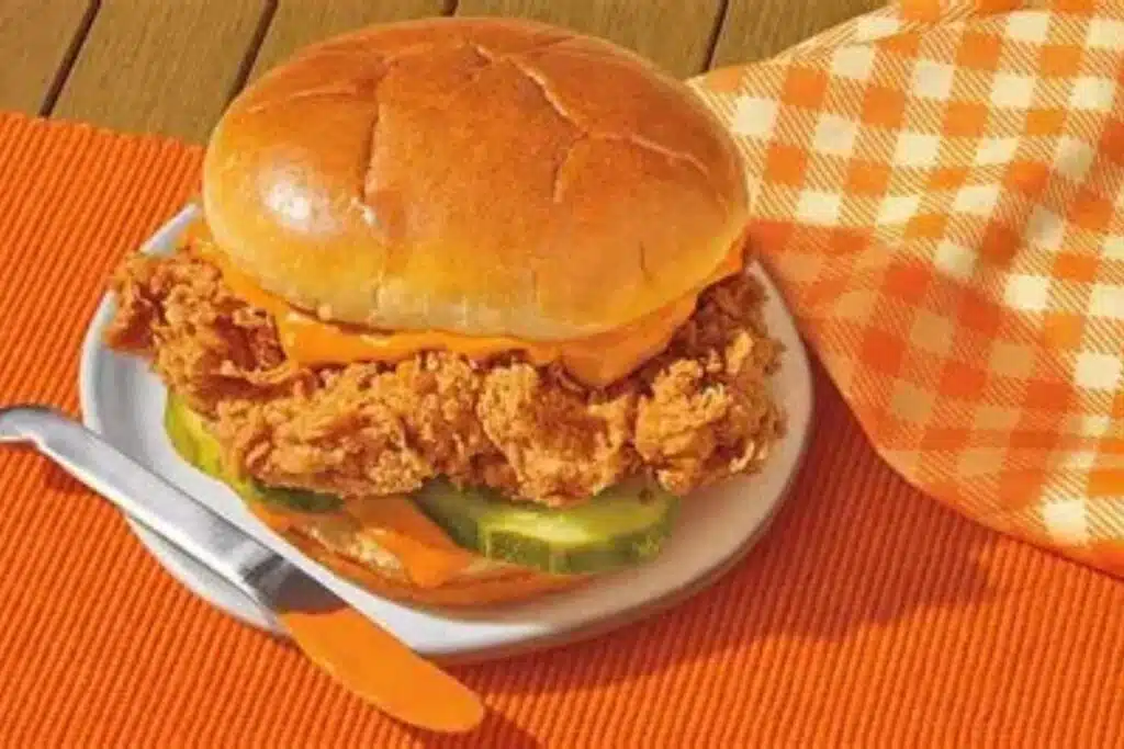 Popeyes Classic Chicken Sandwich Photo Credit Popeyes