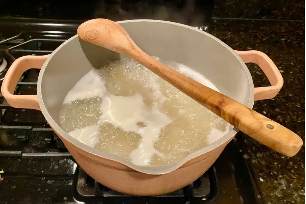 Put a Wooden Spoon Over Boiling Pots Photo Credit Today You Should Know