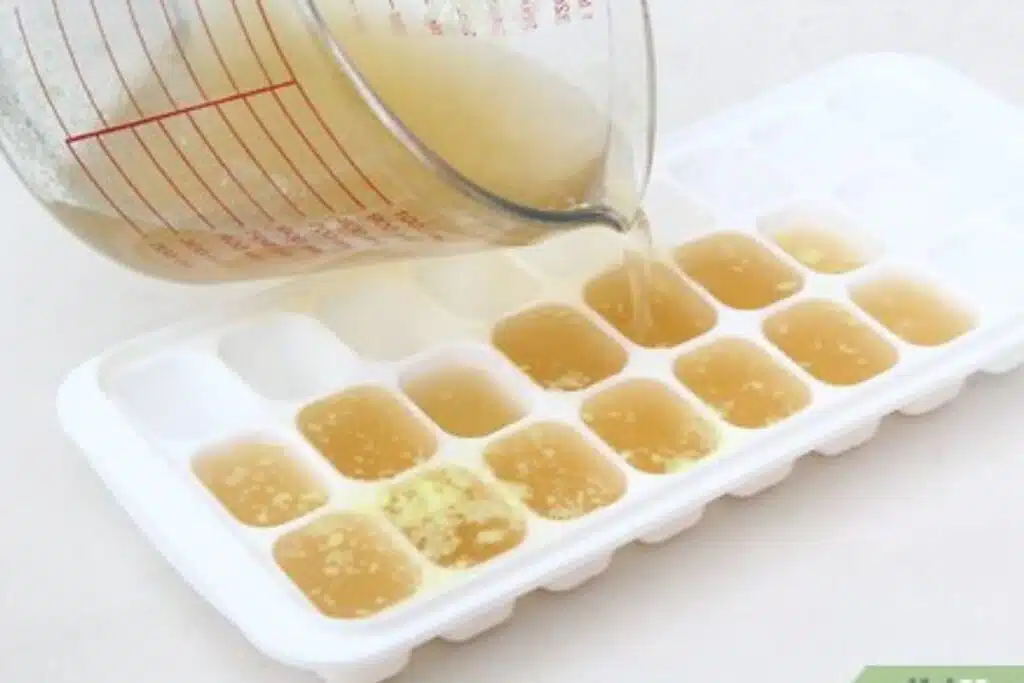 Ice cube trays broth Photo Credit Wiki How